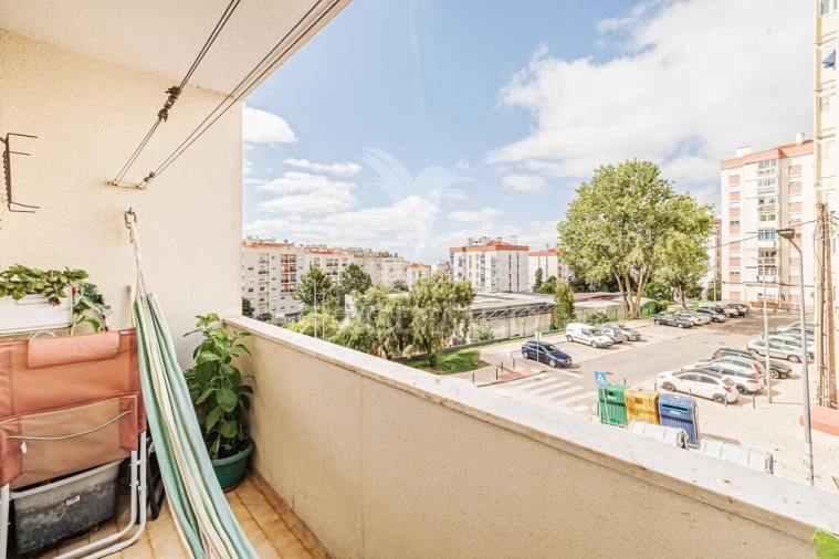 Apartamento T3 para Venda em Massamá e Monte Abraão Foto 6