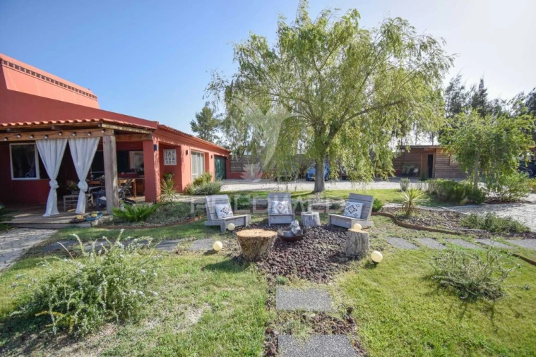 Quinta T4 para Venda em São Cristovão Foto 4