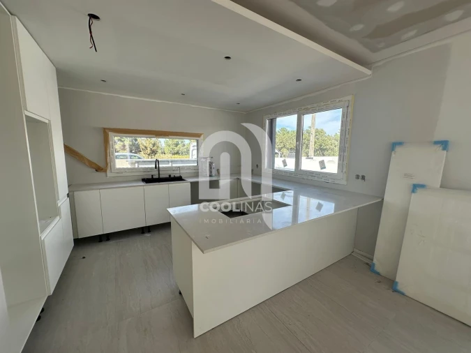 Moradia T4 para Venda em Quinta do Anjo Foto 32