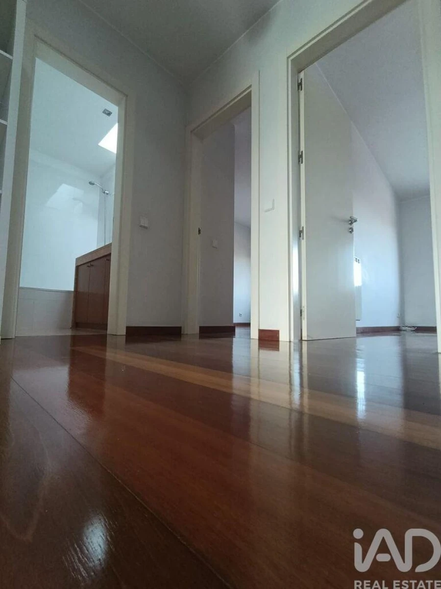 Moradia T5 para Venda em São Mamede de Infesta e Senhora da Hora Foto 9