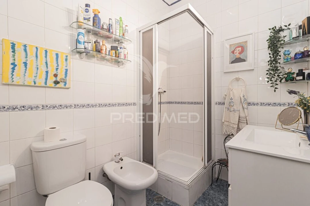 Apartamento T2 para Venda em Amora Foto 18