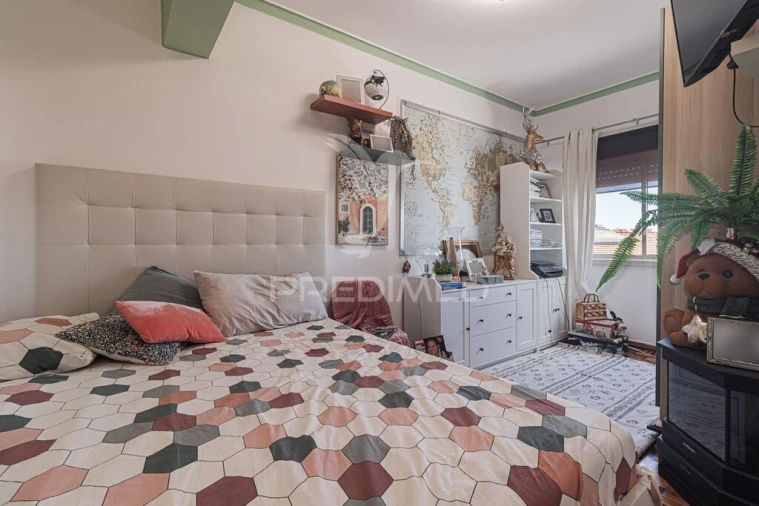 Apartamento T2 para Venda em Amora Foto 14