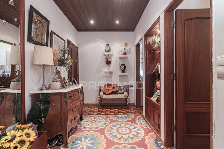 Apartamento T2 para Venda em Amora Foto 2
