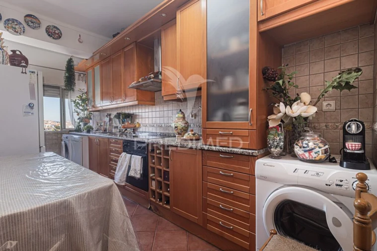 Apartamento T2 para Venda em Amora Foto 4
