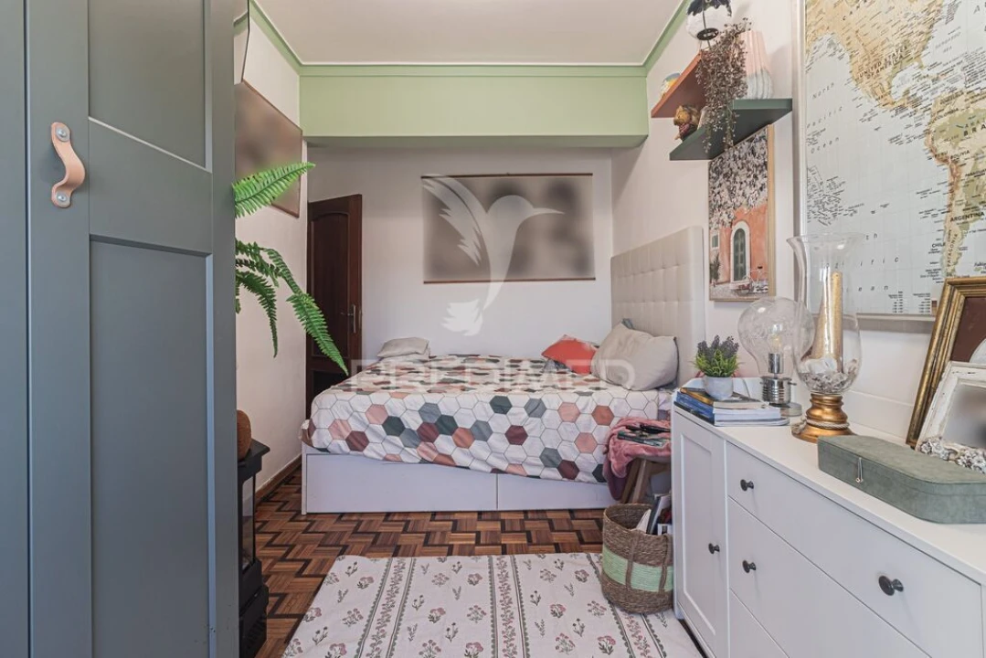 Apartamento T2 para Venda em Amora Foto 16