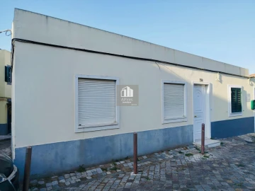 Moradia T1 para Venda em São Domingos de Benfica