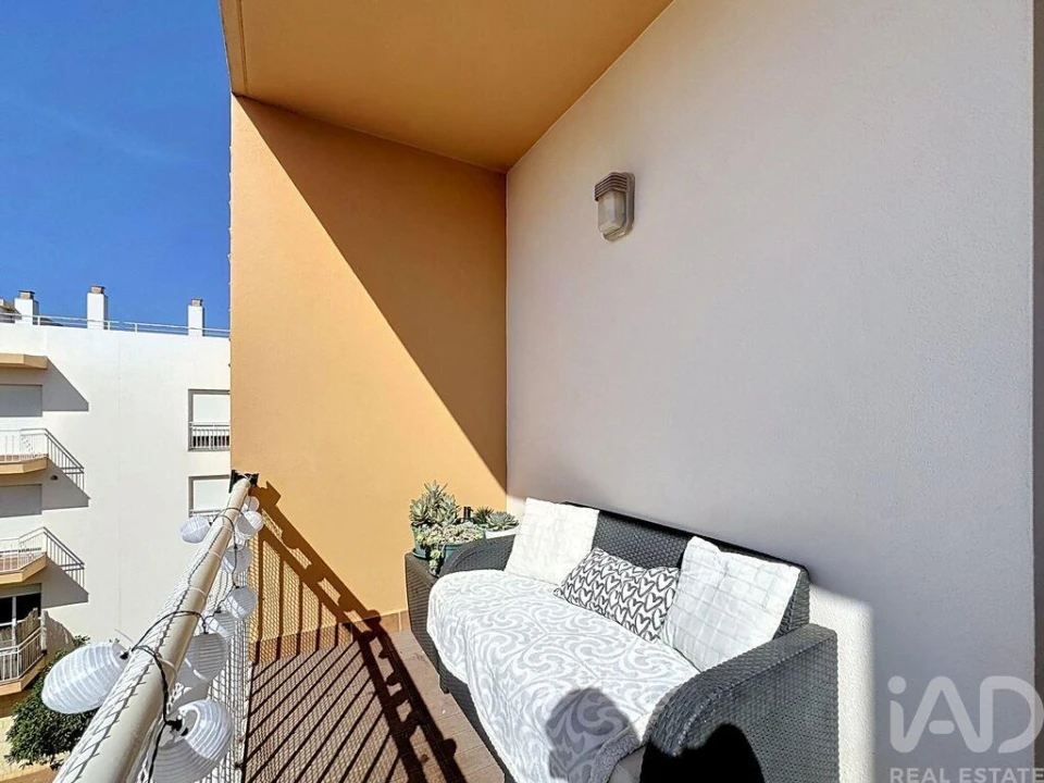 Apartamento T2 para Venda em Quarteira Foto 33