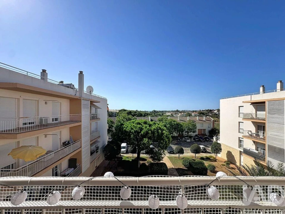 Apartamento T2 para Venda em Quarteira Foto 31