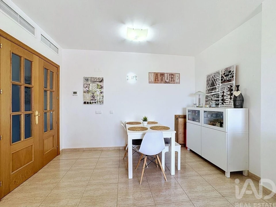 Apartamento T2 para Venda em Quarteira Foto 11