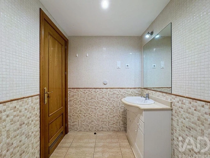 Apartamento T2 para Venda em Quarteira Foto 19