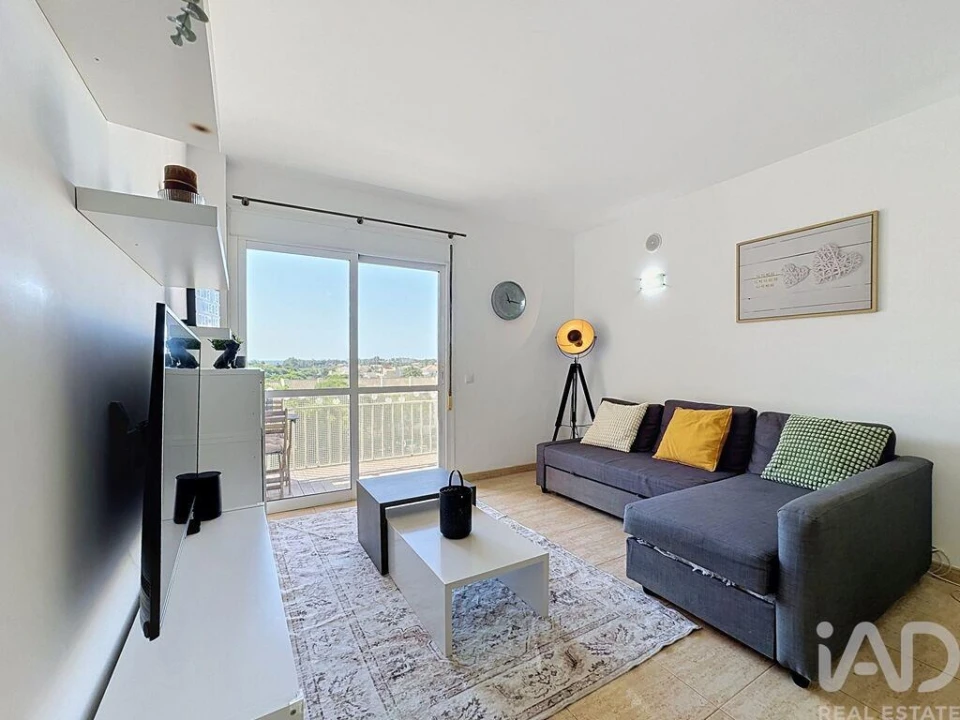 Apartamento T2 para Venda em Quarteira Foto 2