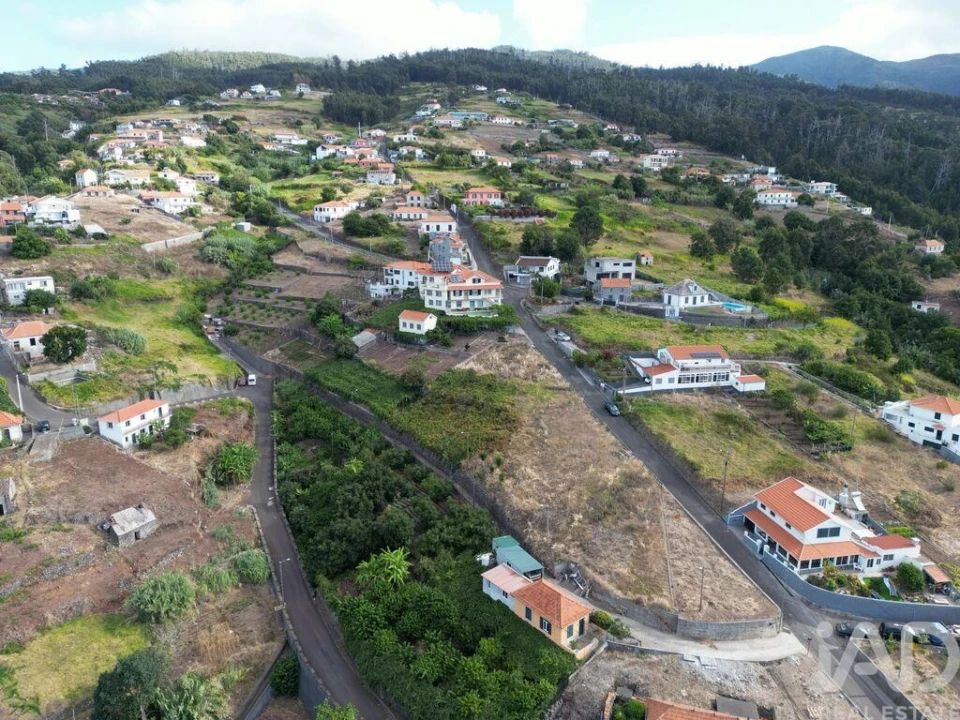 Terreno para Venda em Estreito da Calheta Foto 8