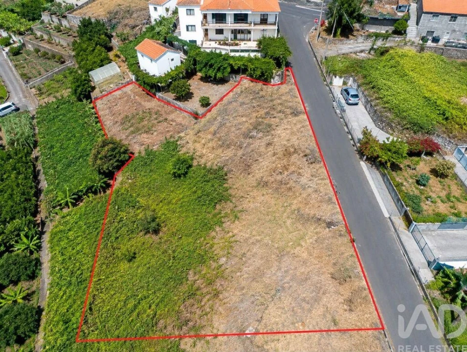 Terreno para Venda em Estreito da Calheta Foto 3