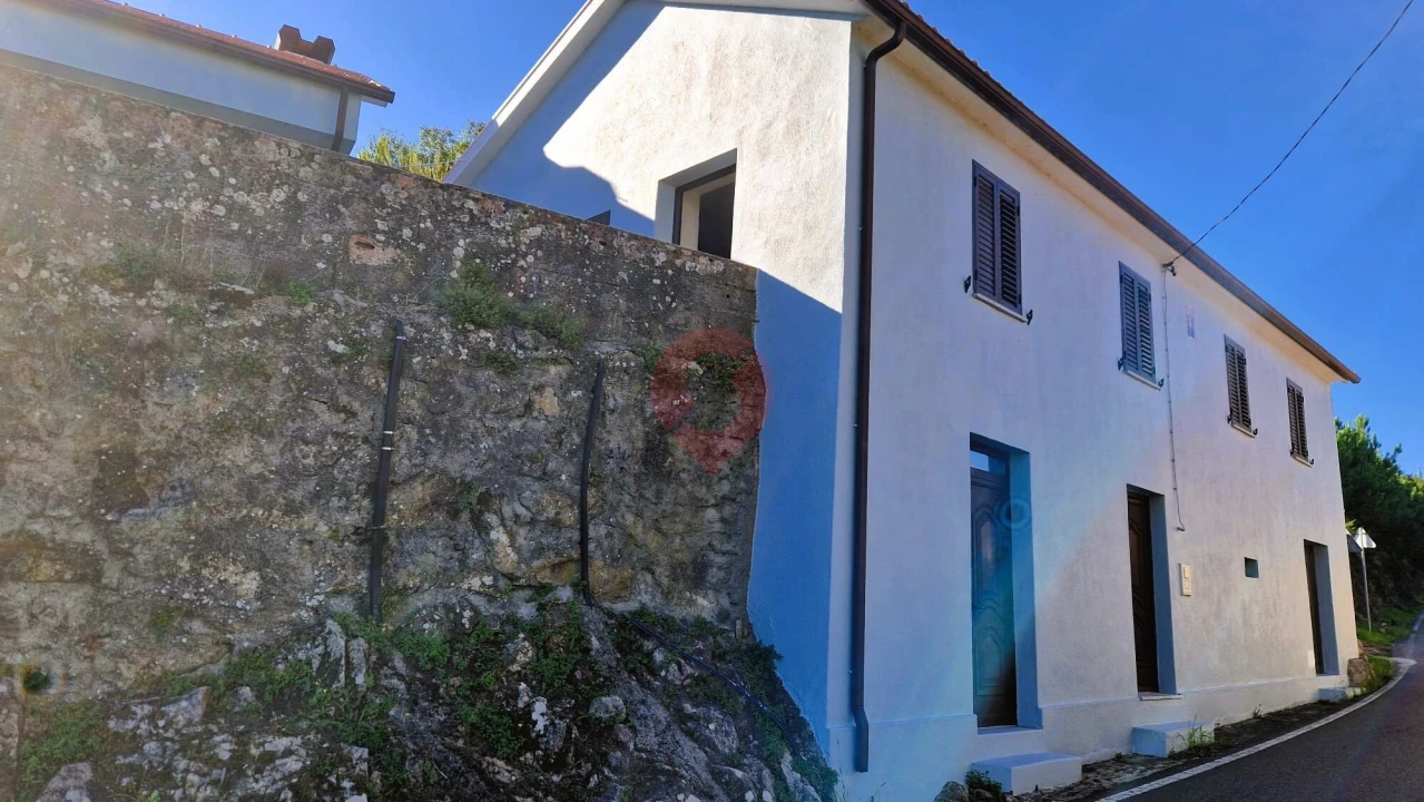 Moradia T2 para Venda em Sago, Lordelo e Parada Foto 6