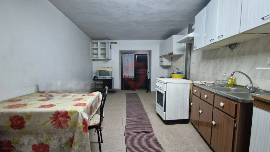 Moradia T2 para Venda em Cristoval Foto 2