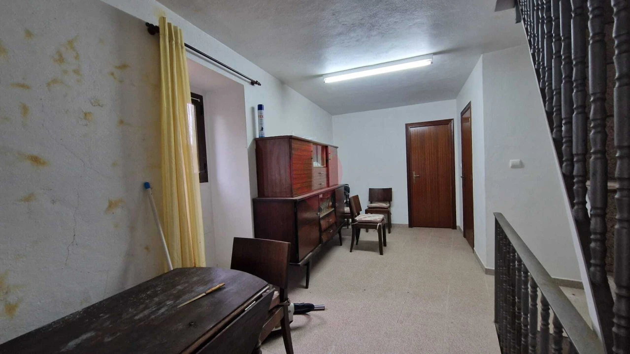 Moradia T2 para Venda em Cristoval Foto 12