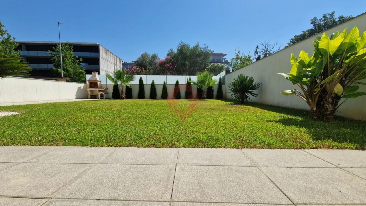 Apartamento T3 para Venda em Monção e Troviscoso Foto 19