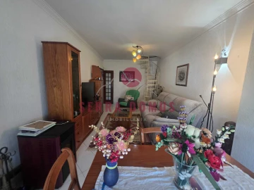 Apartamento T2 para Venda em Rio de Mouro