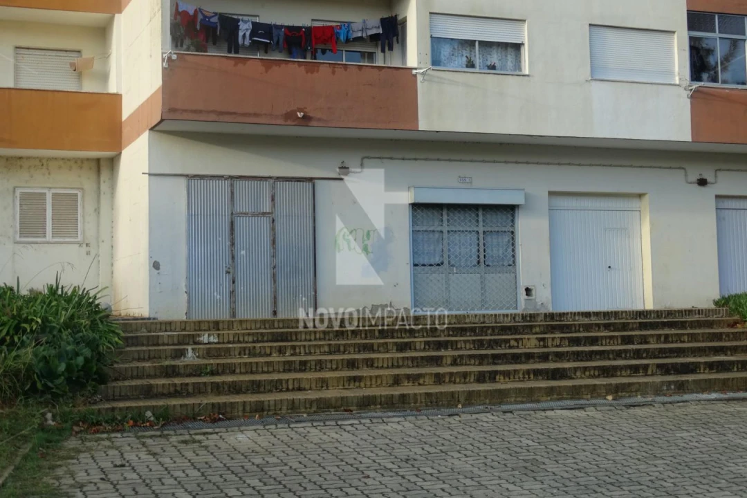 Garagem para Arrendamento em Montijo e Afonsoeiro Foto 8