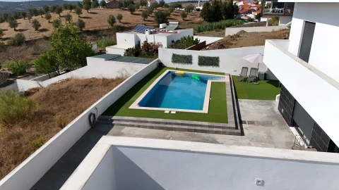 Moradia T4 para Venda em Arraiolos
