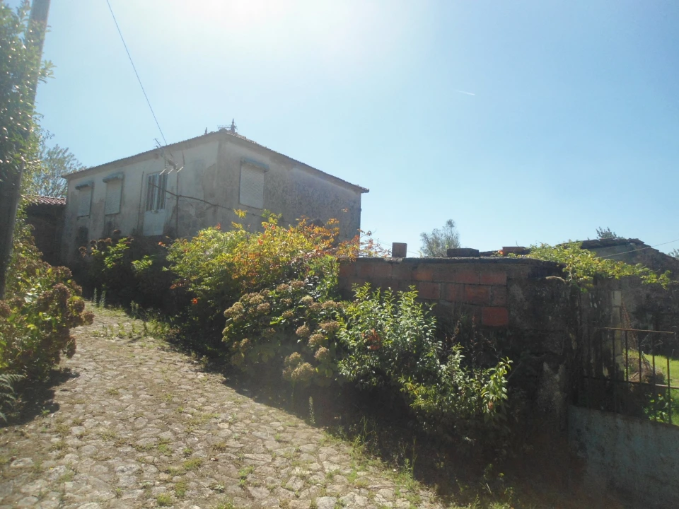 Moradia T3 para Venda em Covas Foto 1