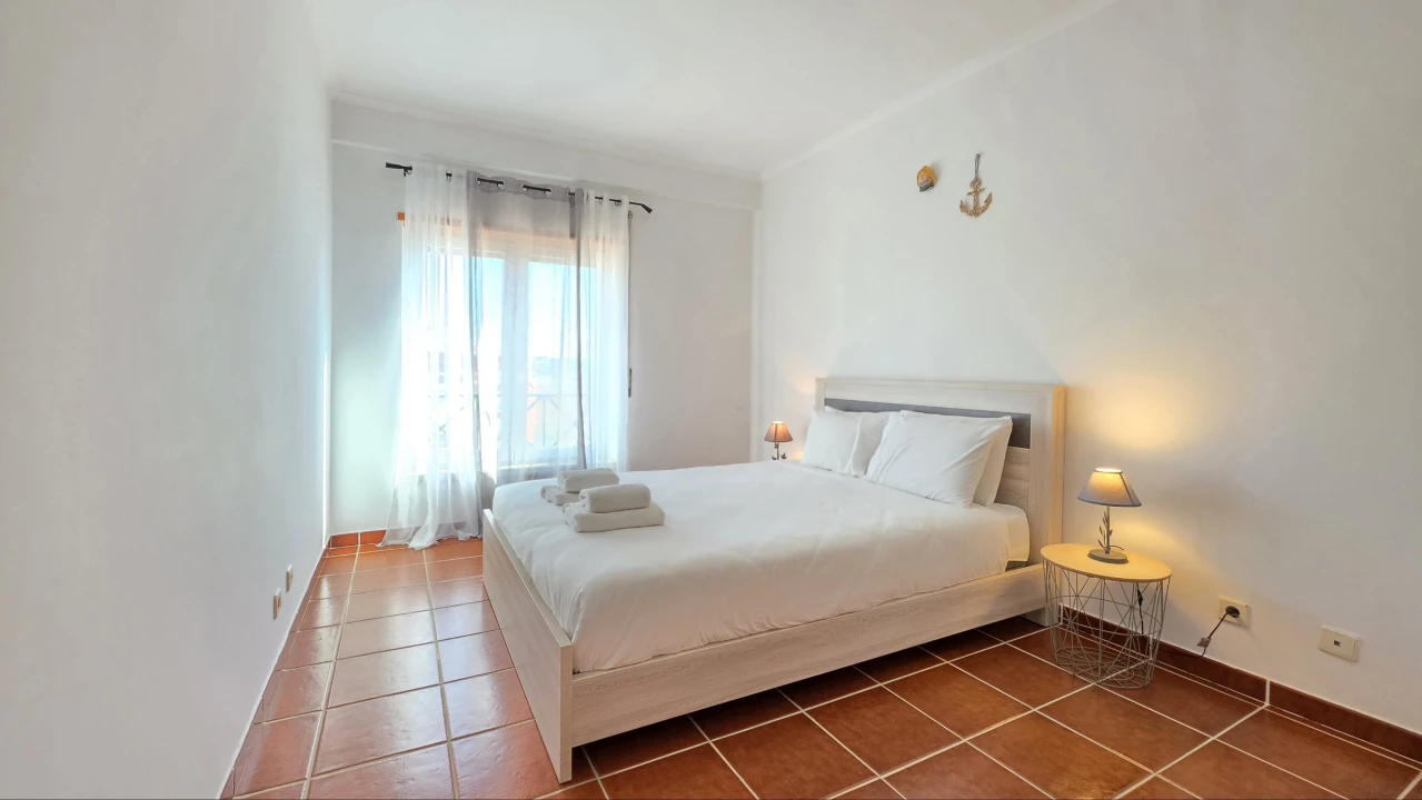 Apartamento T2 para Venda em Atouguia da Baleia Foto 3