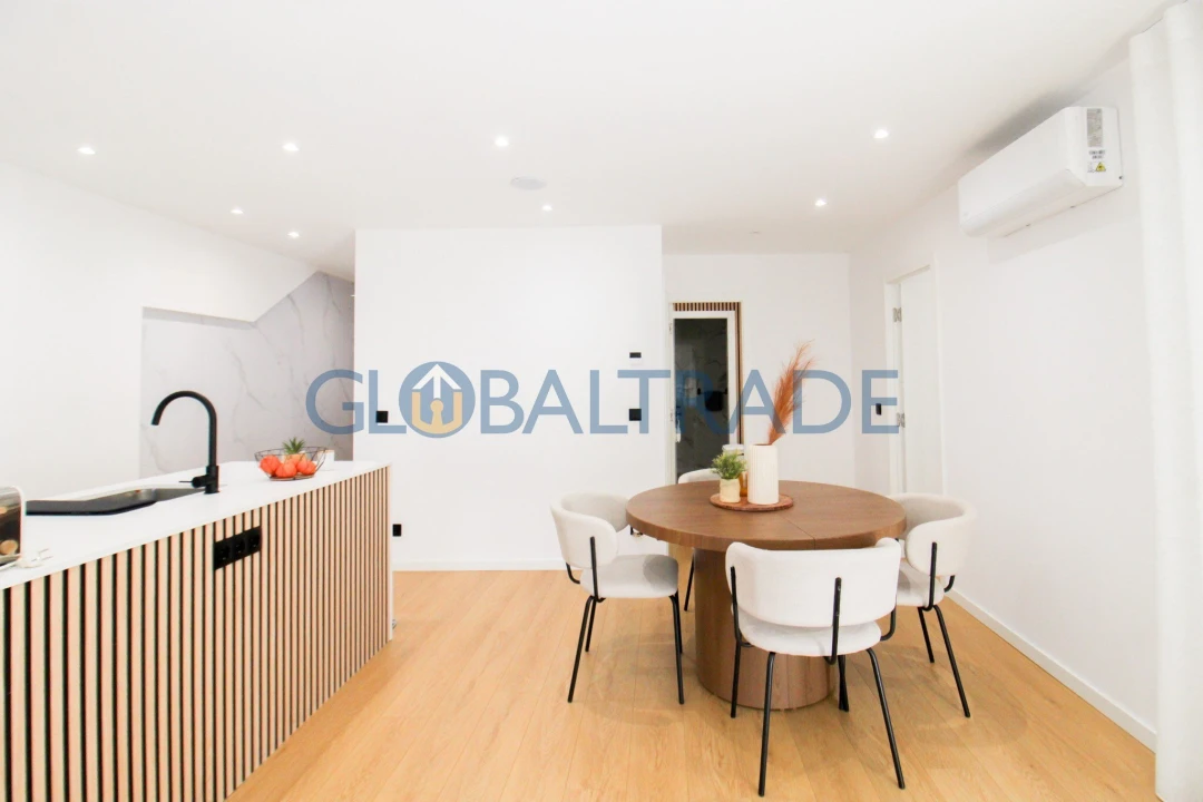 Apartamento T2 para Venda em Ermesinde Foto 4