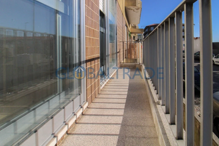 Apartamento T3 para Venda em Fânzeres e São Pedro da Cova Foto 6