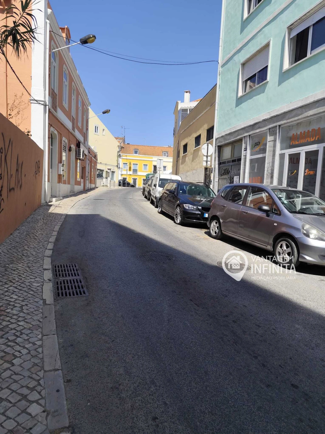 Apartamento T3 para Venda em Almada, Cova da Piedade, Pragal e Cacilhas Foto 11