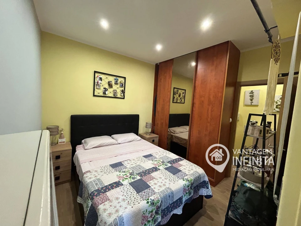 Apartamento T3 para Venda em Laranjeiro e Feijó Foto 20