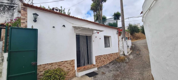Moradia T1 para Venda em Ribafria e Pereiro de Palhacana