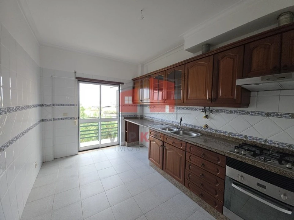 Apartamento T3 para Venda em Carregado e Cadafais Foto 4