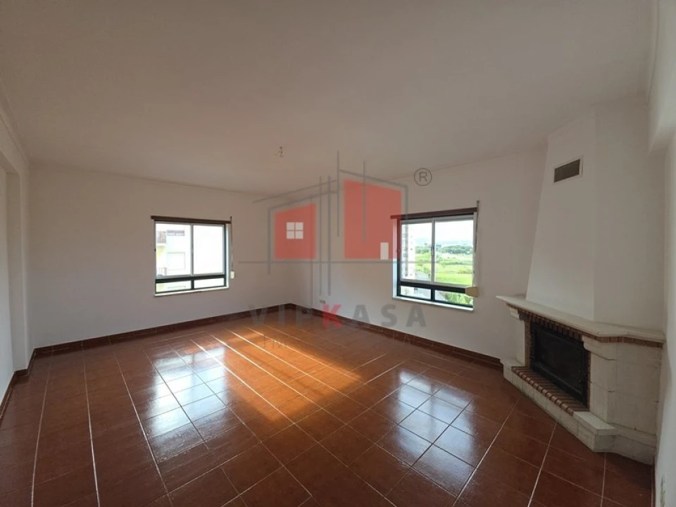 Apartamento T3 para Venda em Carregado e Cadafais Foto 5