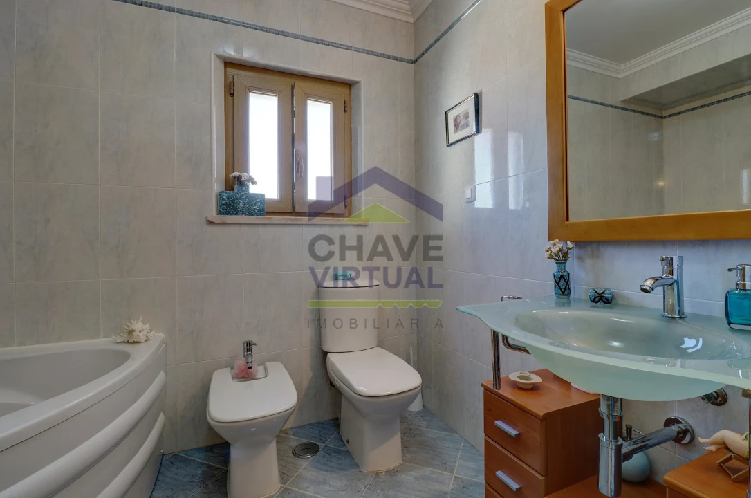 Apartamento T3 para Venda em Lourinhã e Atalaia Foto 18