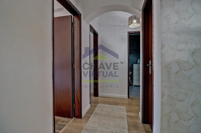Apartamento T2 para Venda em Bombarral e Vale Covo Foto 13