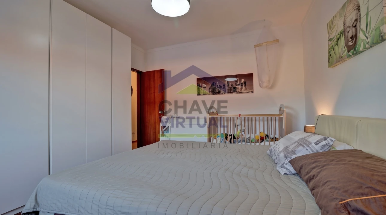 Apartamento T2 para Venda em Bombarral e Vale Covo Foto 15