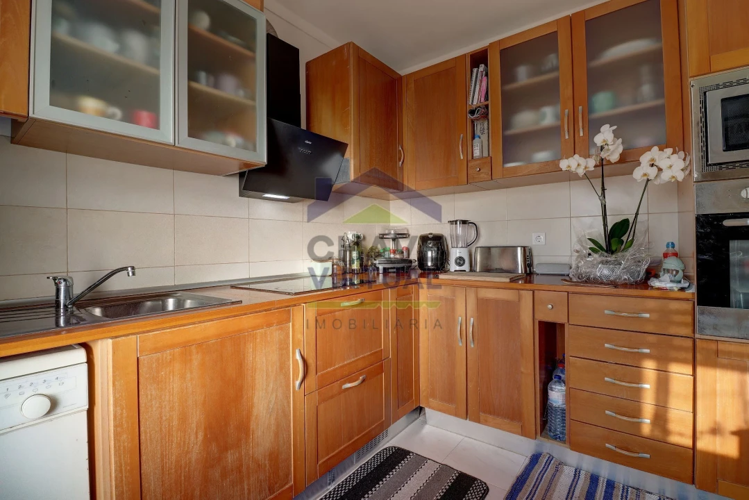 Apartamento T2 para Venda em Bombarral e Vale Covo Foto 5