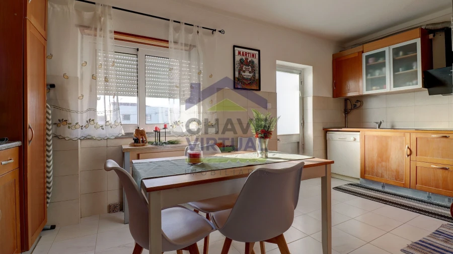 Apartamento T2 para Venda em Bombarral e Vale Covo