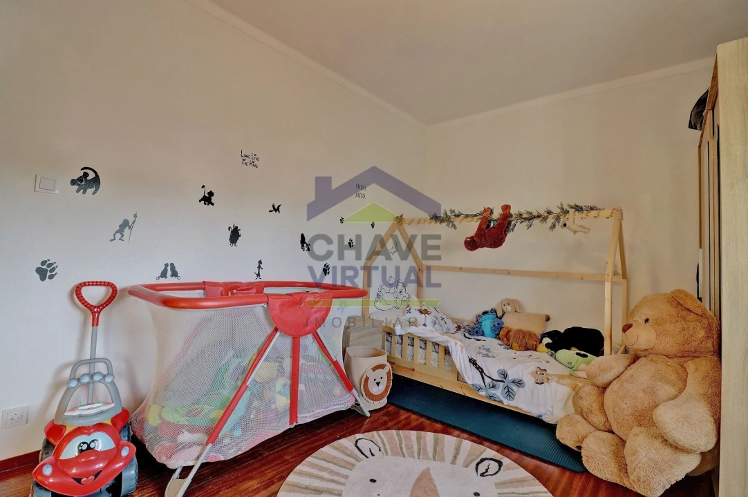 Apartamento T2 para Venda em Bombarral e Vale Covo Foto 18