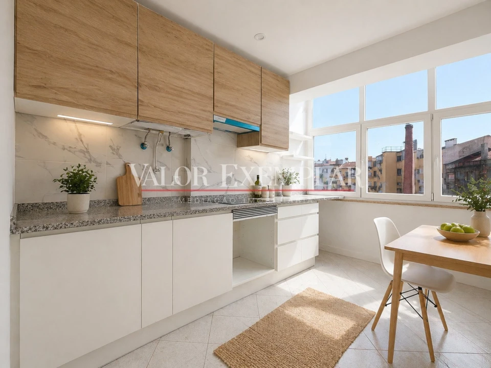 Apartamento T2 para Venda em Venteira Foto 3