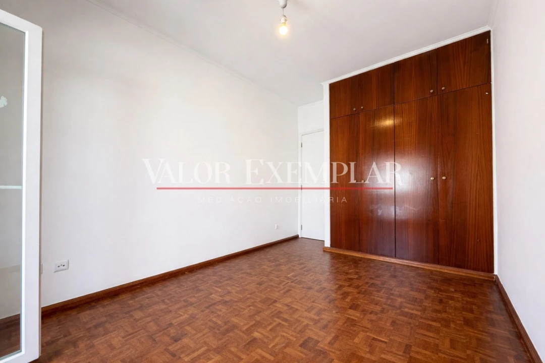 Apartamento T2 para Venda em Venteira Foto 9
