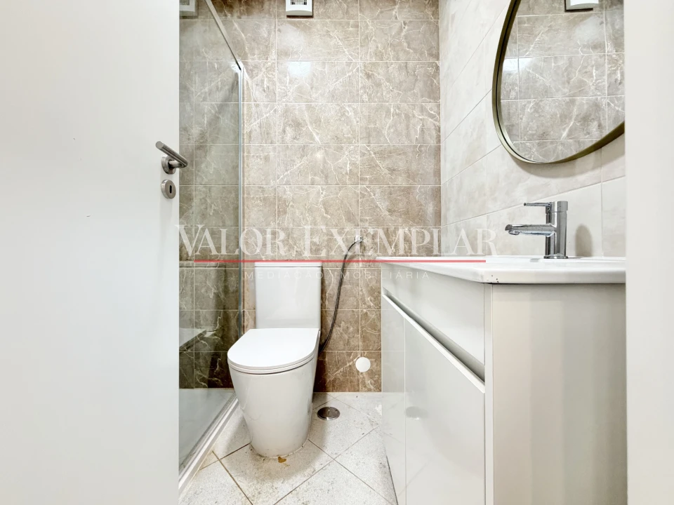 Apartamento T2 para Venda em Venteira Foto 12