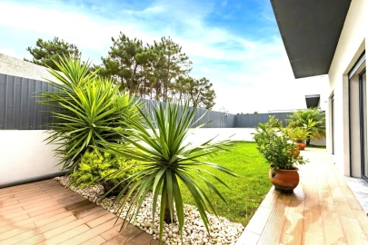Moradia T3 para Venda em Sesimbra (Castelo)