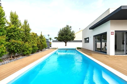 Moradia T3 para Venda em Sesimbra (Castelo)