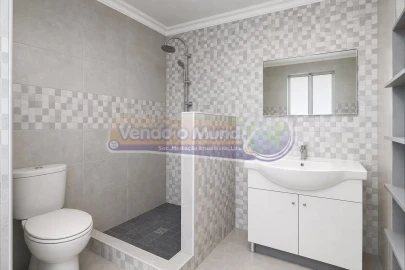 Moradia T4 para Venda em Marinhais