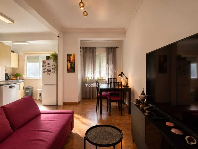 Apartamento T2 para Venda em Pontinha e Famões Foto 5