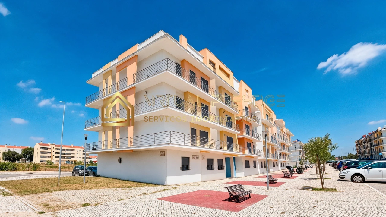 Apartamento T3 para Venda em Pinhal Novo Foto 1