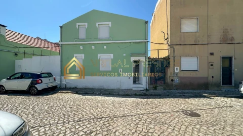 Moradia T3 para Venda em Caparica e Trafaria