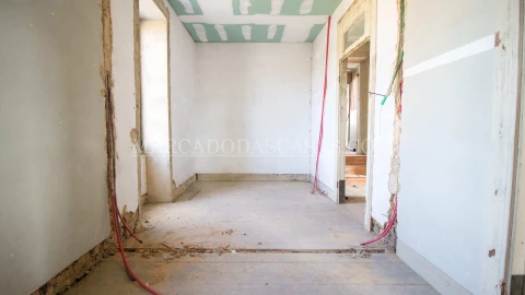 Moradia T9 para Venda em Avanca