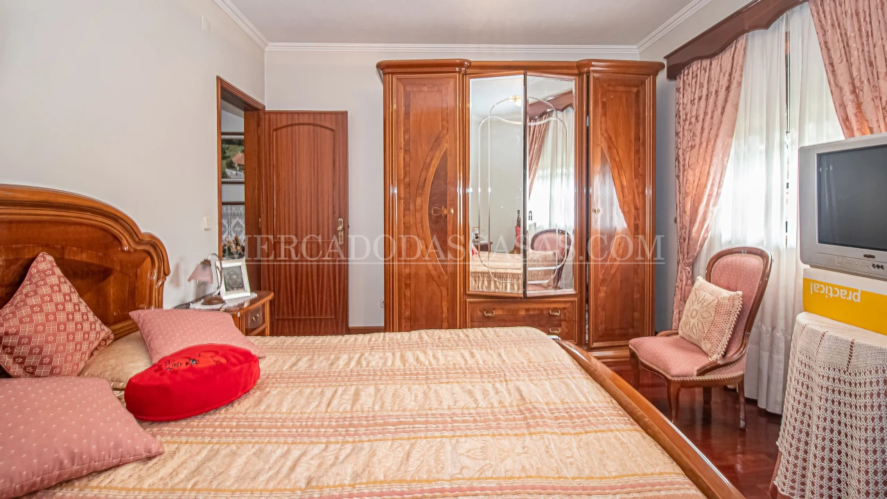 Moradia T3 para Venda em O. Azeméis, Riba-Ul, Ul, Macinhata Seixa, Madail Foto 6